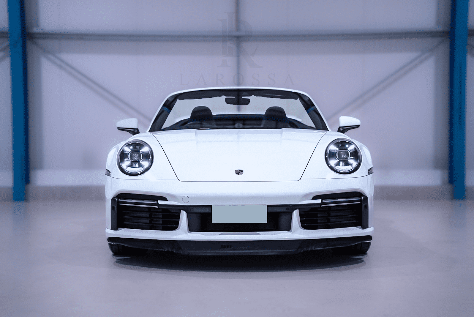 911